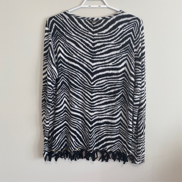 Michael Kors Animal Print Black & White Blouse Size M - Picture 3 of 9